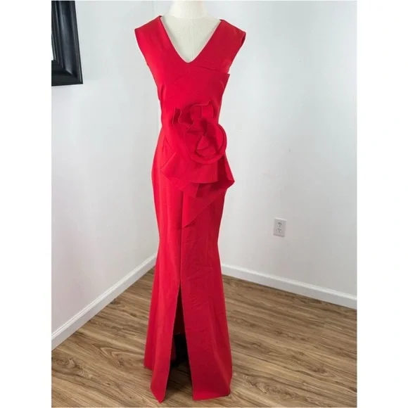 Chiara Boni La Petite Robe Ebeline
Rosette Detail Gown Size 6 - Picture 4 of 11